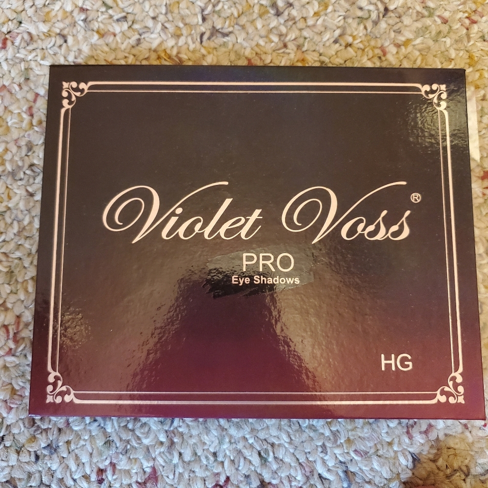 Violet Boss Holy Grail Palette